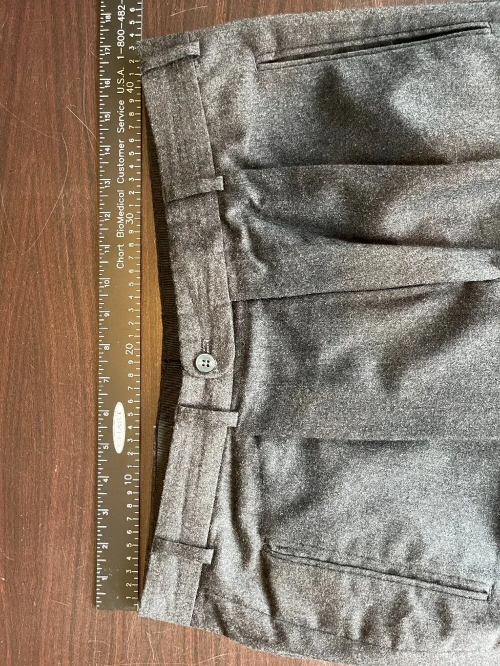 Daniel Hechter 3-Piece Men's Suit – 100% Virgin Wool – Gray – US 40 – Like New